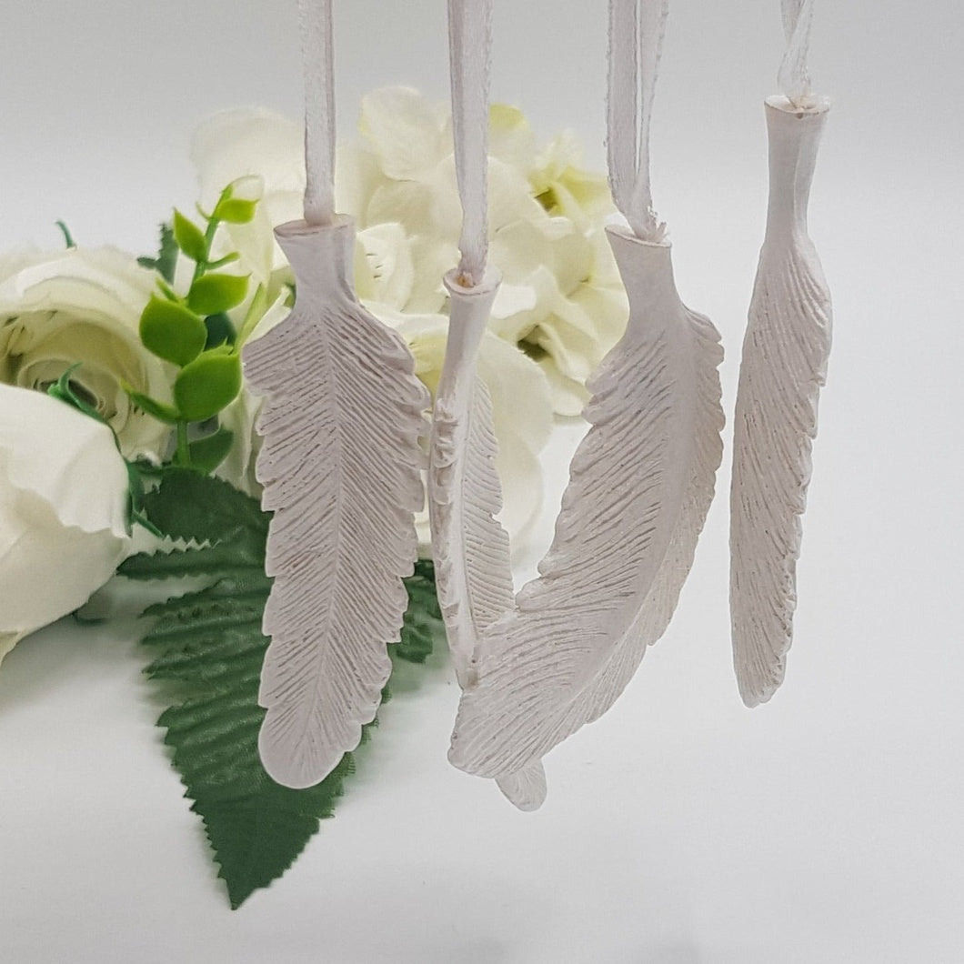 MBOS London Set of 4 Hanging White Angel Feathers